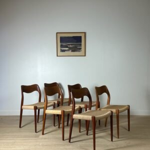 Niels Otto Møller model 71 Teak Paper Chording