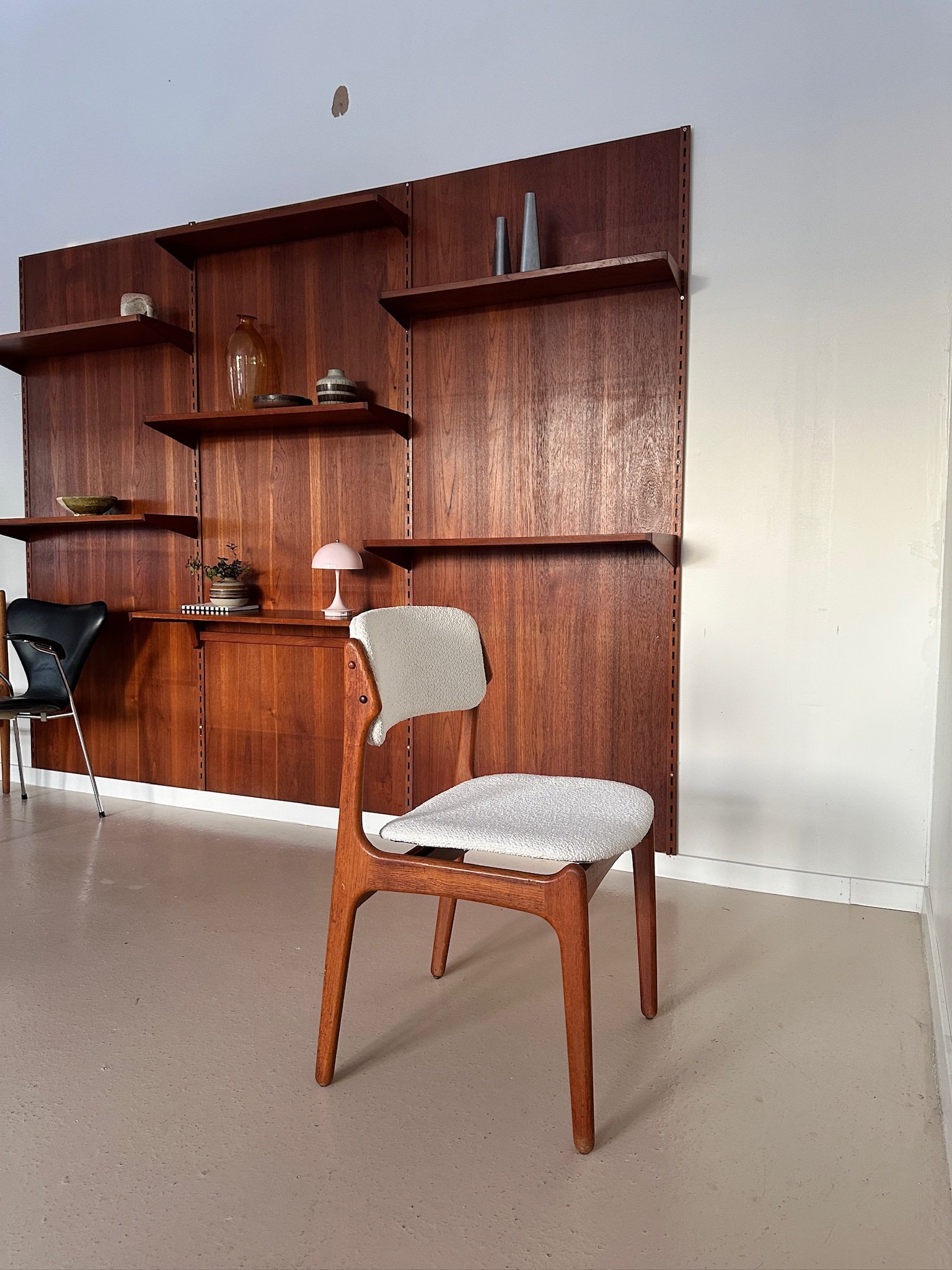 Erik Buch model 49 by Odense Møbler (set) - Image 5