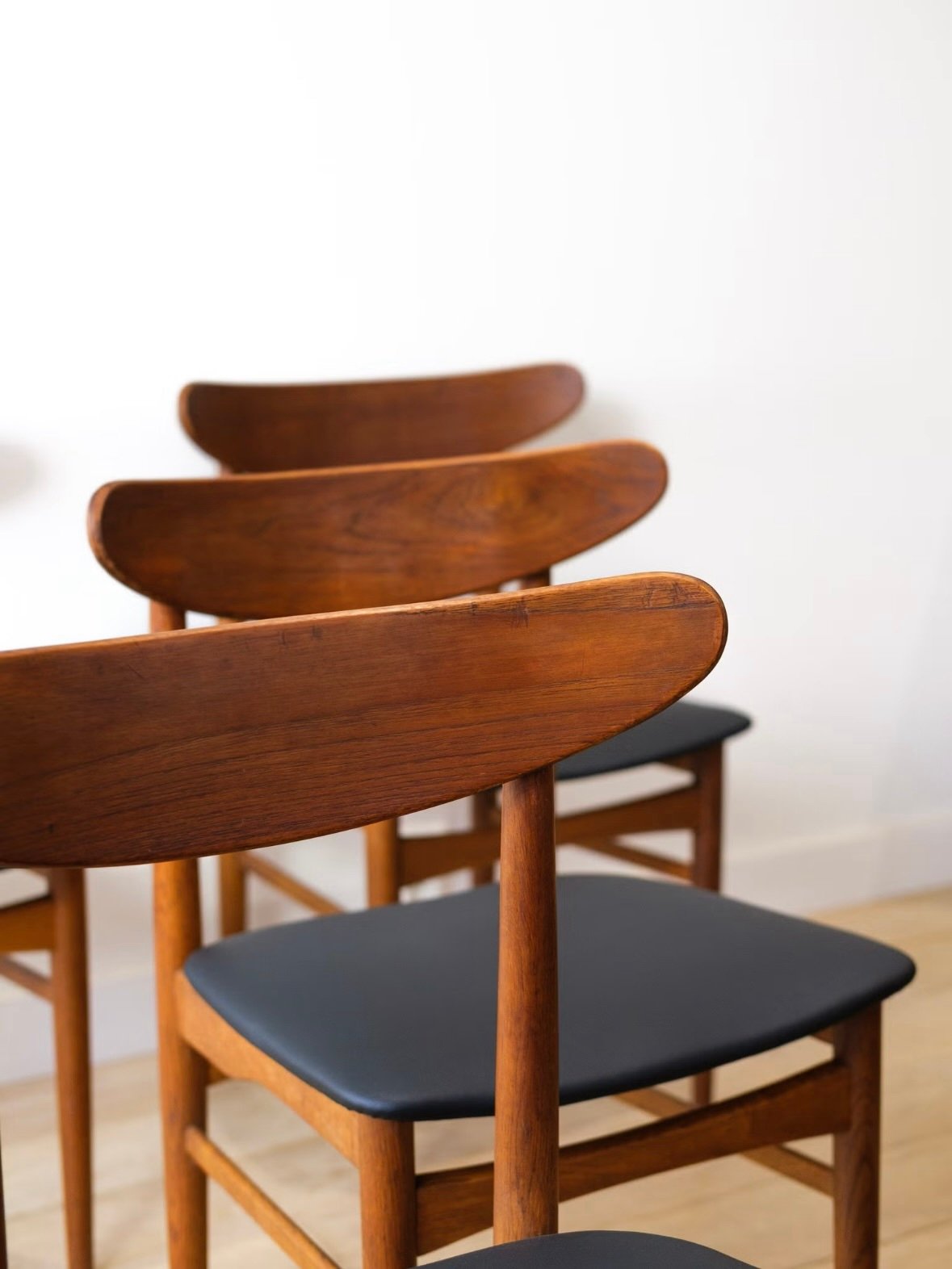 E.W Bach Dining Chair (set of 6) - Image 3
