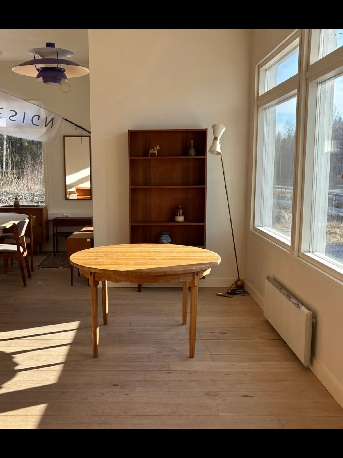 Danish 1960’s Round Oak Table - Image 6