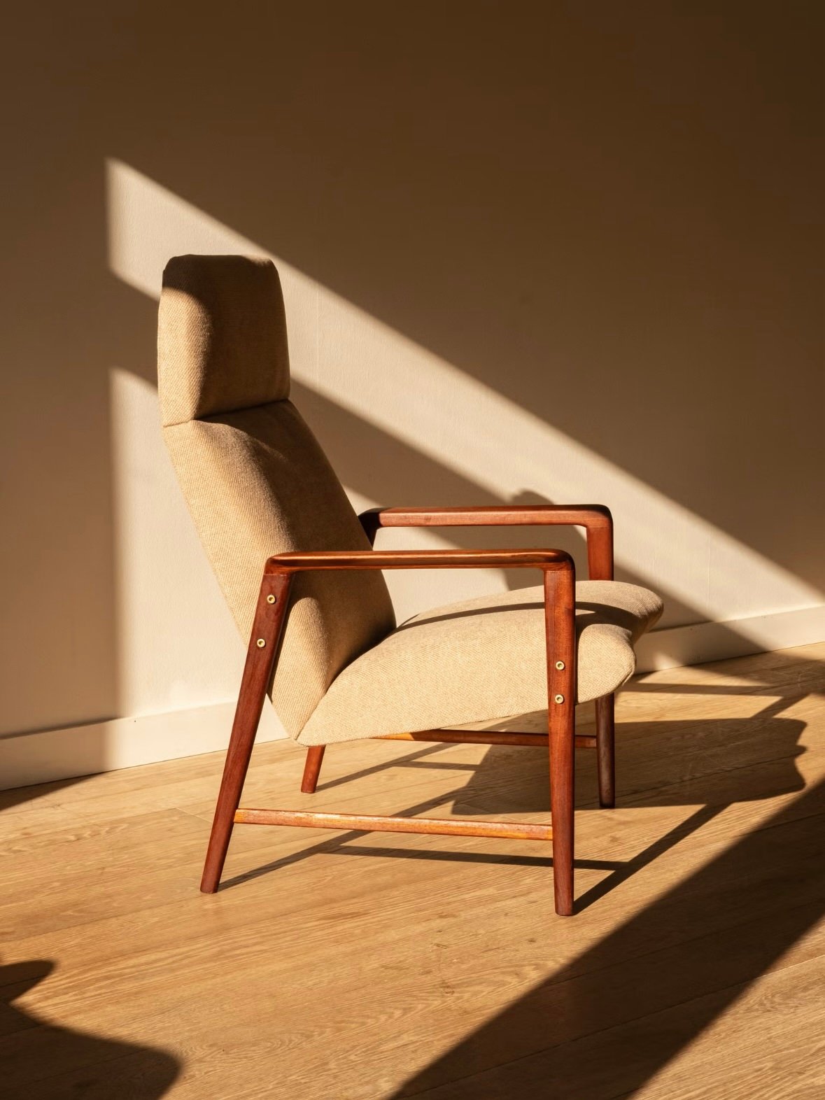 Oiva Parviainen Teak Lounge Chair