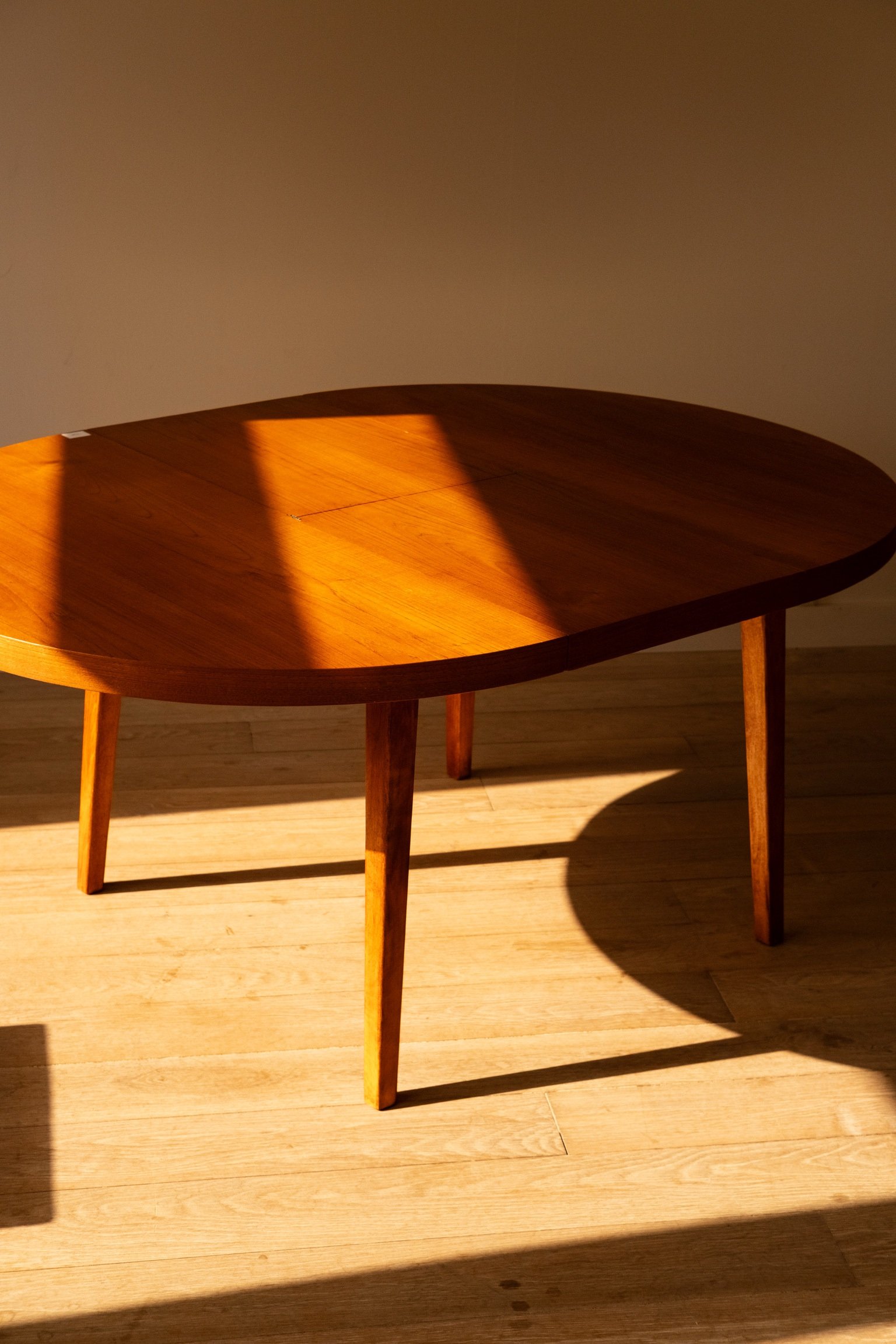 Finnish Round Extendable Teak Dining Table - Image 2